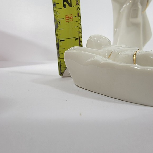 Mikasa Holy Night Nativity Set Porcelain Christmas 3 Piece Set Vintage w Box - Picture 9 of 13